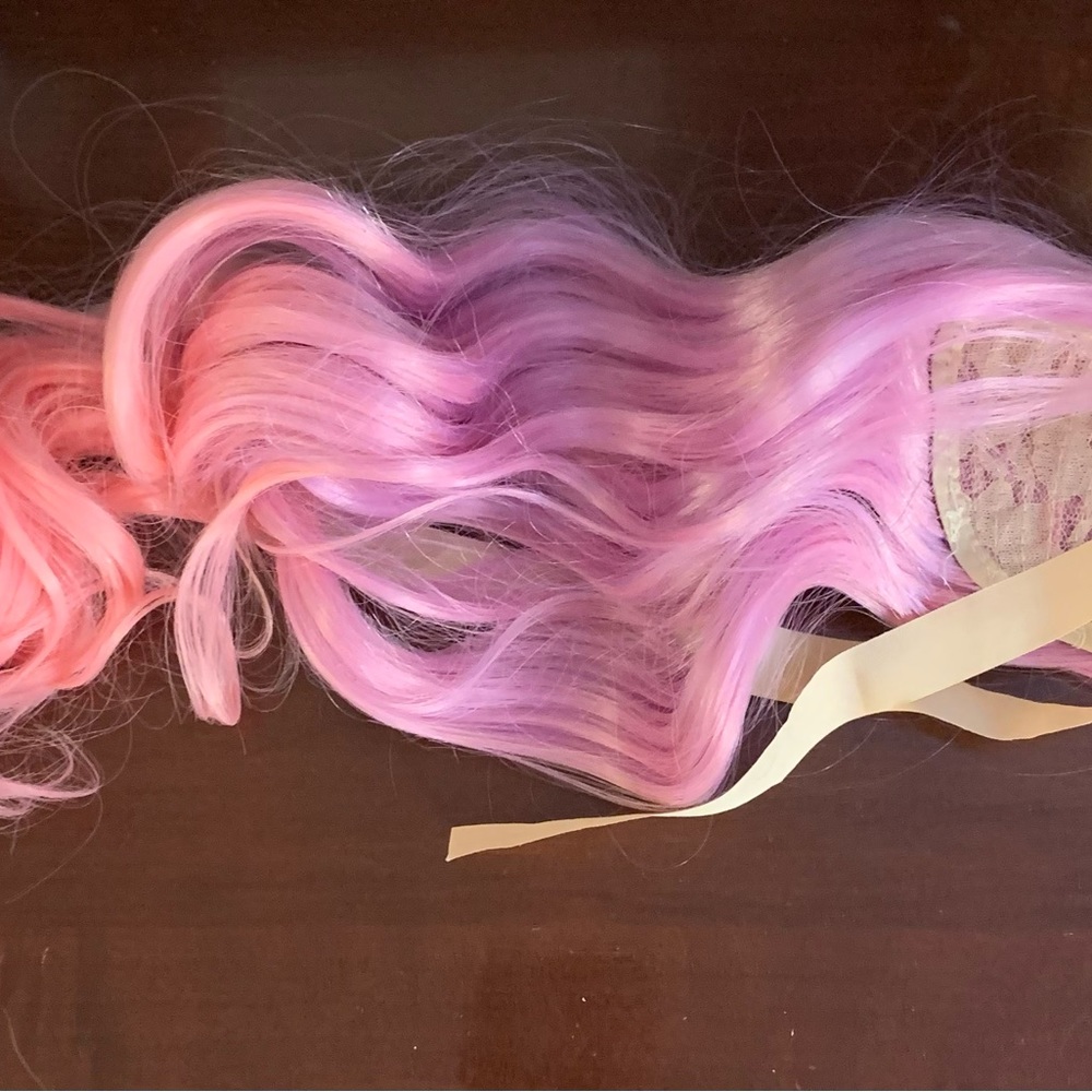 Ombré pink ponytail extension